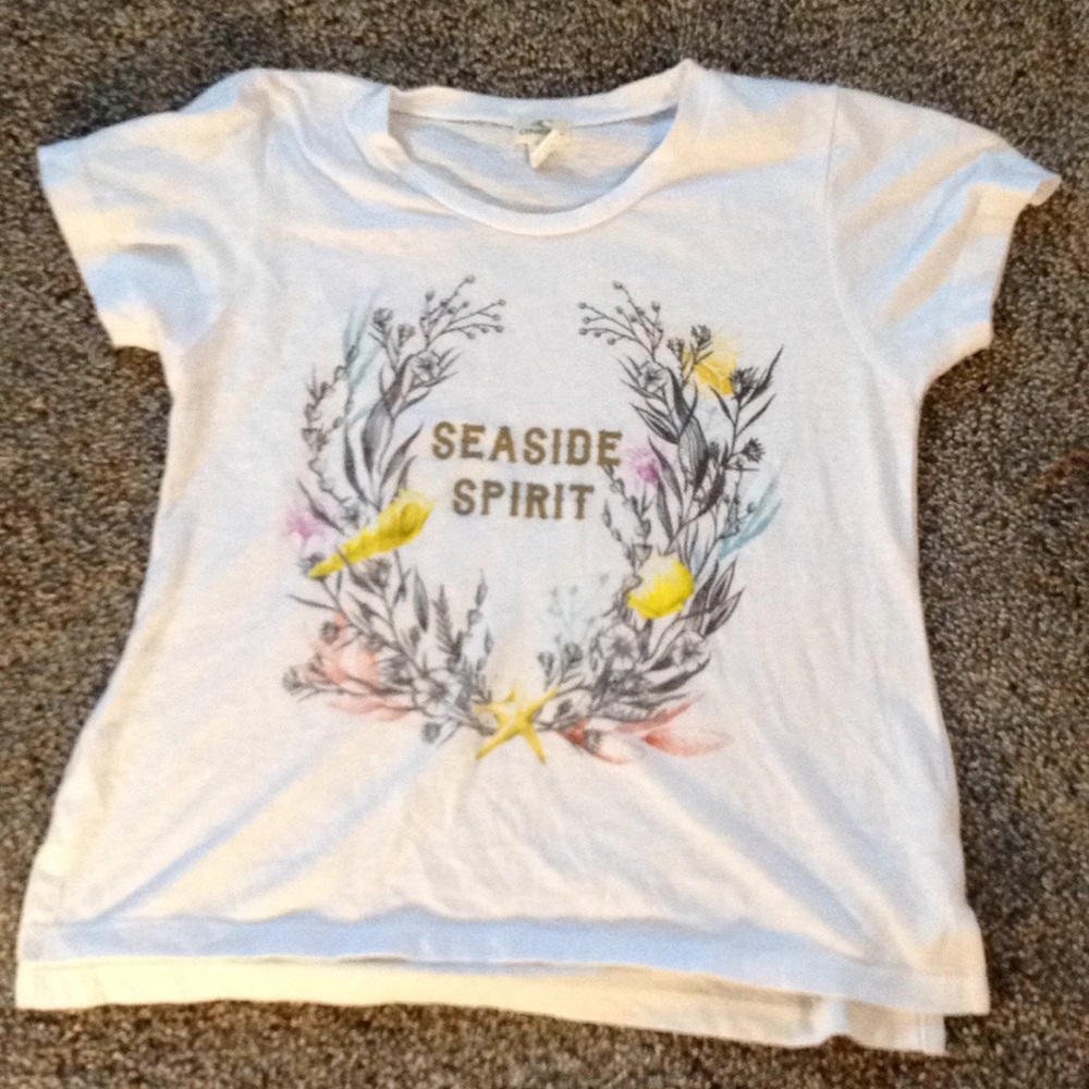 White seaside spirit kids t shirt.